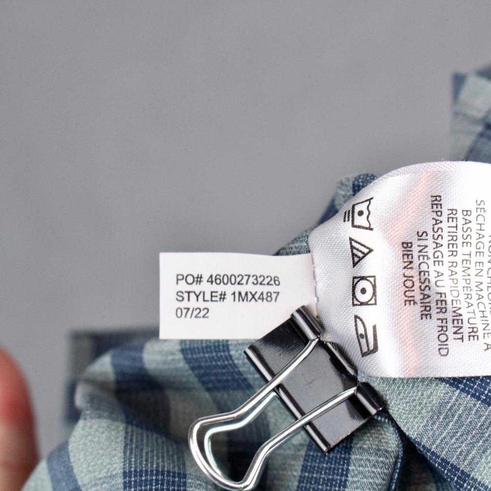 Travis Mathew Shirt Mens Small Blue Plaid Short Sleeve Button Up - Picture 5 of 9